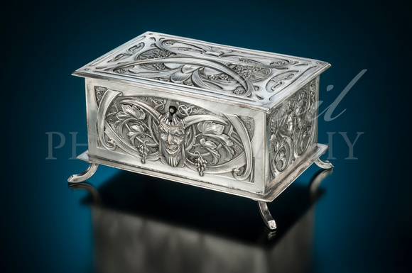 2014-11-0090b Jewelry Box. 12 cm w. ca. 1900. Art Nouveau. Germany.